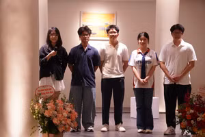 Triển lãm Where the light shines: Khi nghệ thuật lan tỏa tri thức