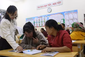 Công tác xóa mù chữ trở thành nền tảng nâng cao dân trí.