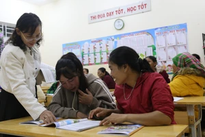 Công tác xóa mù chữ trở thành nền tảng nâng cao dân trí.