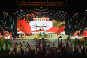 Huyện Tuyên Hóa (tỉnh Quảng Bình) tổ chức Lễ kỷ niệm 150 năm thành lập.