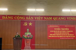 Hàng năm, các trường học đều tổ chức tuyên truyền về sử dụng pháo, vật liệu nổ cho học sinh.