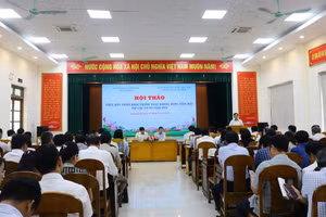 Quảng Bình thúc đẩy triển khai thanh toán không dùng tiền mặt trong trường học.