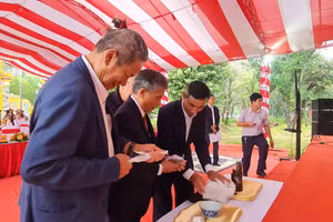 Các kỷ vật Vua Hàm Nghi vượt hơn 10.000km về nơi ban chiếu Cần Vương.