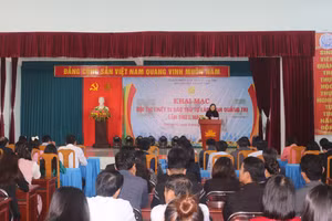 Sở GD&ĐT Quảng Trị khai mạc Hội thi thiết bị đào tạo tự làm tỉnh Quảng Trị lần thứ I.