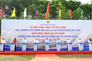 Tỉnh Quảng Trị vừa khởi công đồng loạt 11 dự án Trường phổ thông nội trú liên cấp tiểu học và THCS tại các xã biên giới.