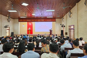 Quảng Trị tập huấn nội quy, quy chế cho cán bộ làm nhiệm vụ coi thi.