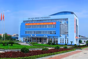 Trường Đại học Quảng Bình dự kiến tuyển 790 chỉ tiêu với 13 đào tạo trong năm 2024.