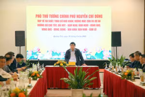 Phó Thủ tướng Nguyễn Chí Dũng yêu cầu kết nối, thông xe tuyến cao tốc Bắc - Nam từ Hà Tĩnh vào Quảng Trị trước 30/6.