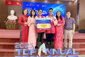 Dự án EchoMind (Trường THPT chuyên Lê Quý Đôn) đạt giải Nhất sân chơi AI Hackathon.