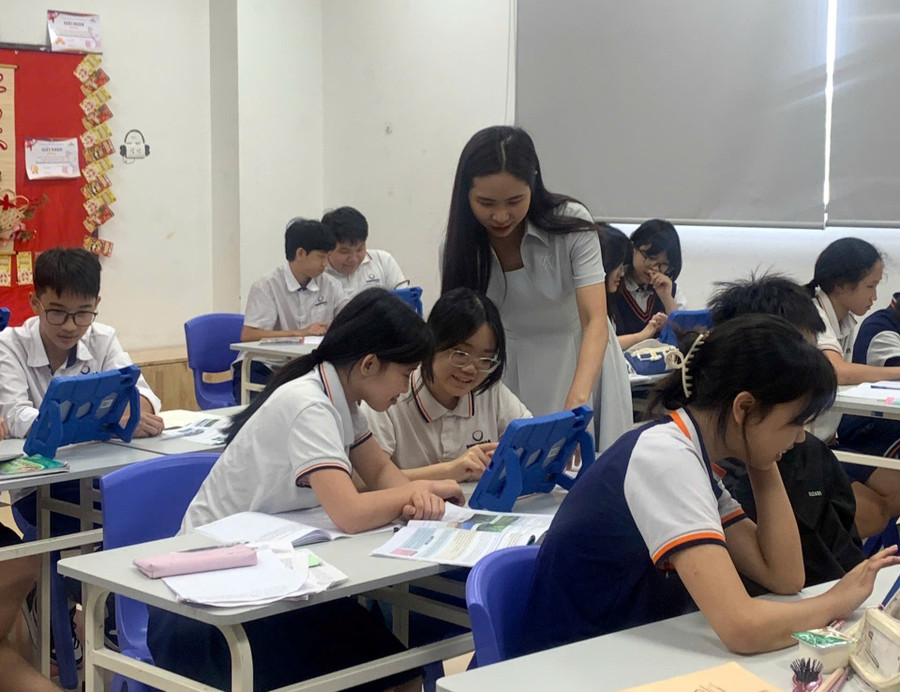 Nhiều năng lực giáo viên cần phát triển để làm chủ công nghệ trong dạy học.