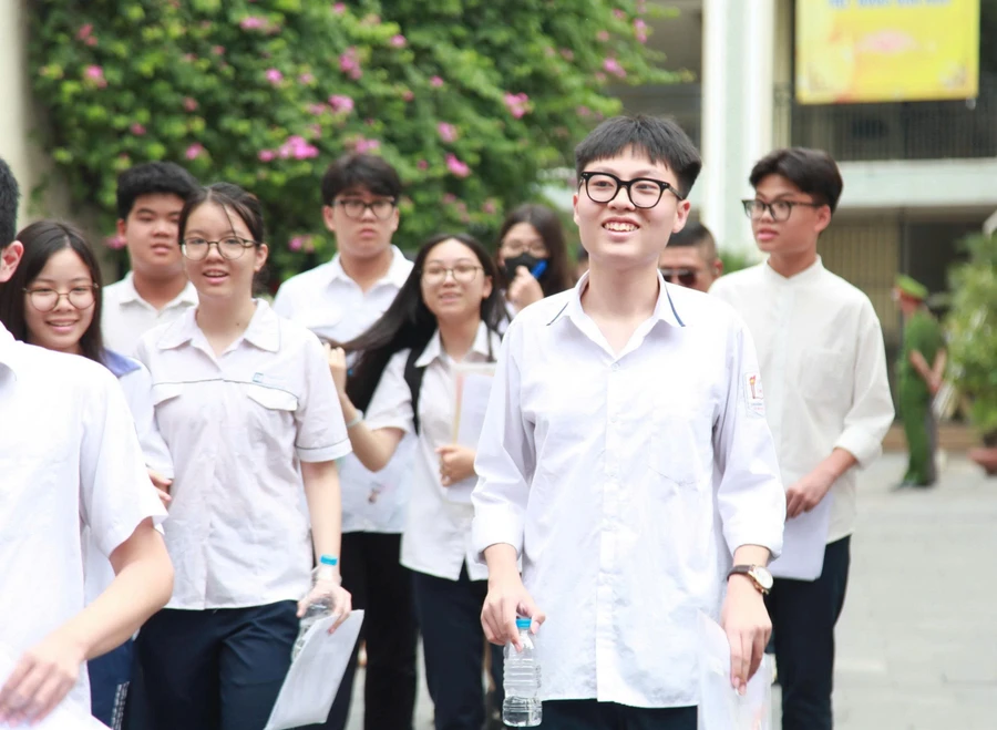 Thí sinh Hà Nội thi trong kỳ thi vào lớp 10 năm 2025. Ảnh: Vân Anh.