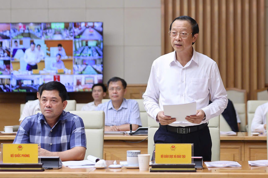 Thứ trưởng Thường trực Bộ GD&ĐT Phạm Ngọc Thưởng phát biểu tại Hội nghị - Ảnh: VGP/Nhật Bắc 2.jpg