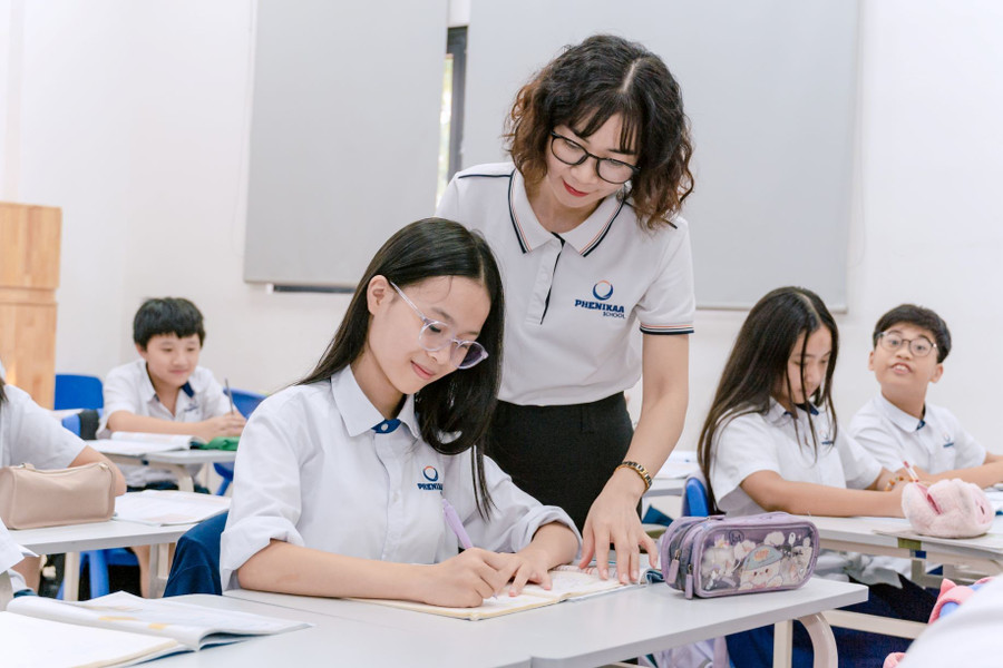 Hỗ trợ chuyên môn giúp giáo viên triển khai hiệu quả bộ SGK thống nhất