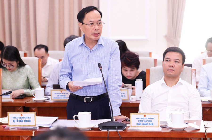 hoi-nghi-4.jpg