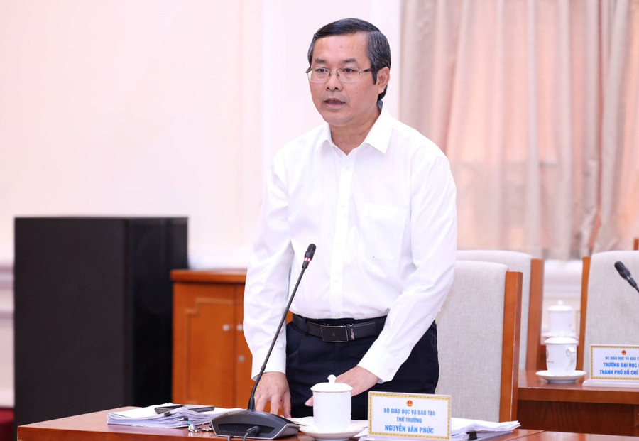 Thứ trưởng Nguyễn Văn Phúc phát biểu tại hội nghị. hoi-nghi-10.jpg