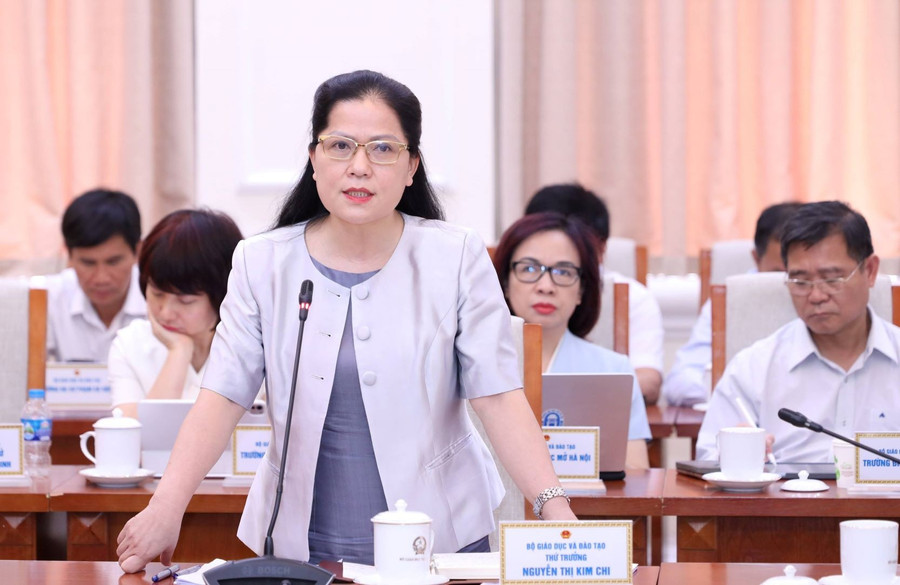 Thứ trưởng Nguyễn Thị Kim Chi phát biểu tại hội nghị. hoi-nghi-11.jpg