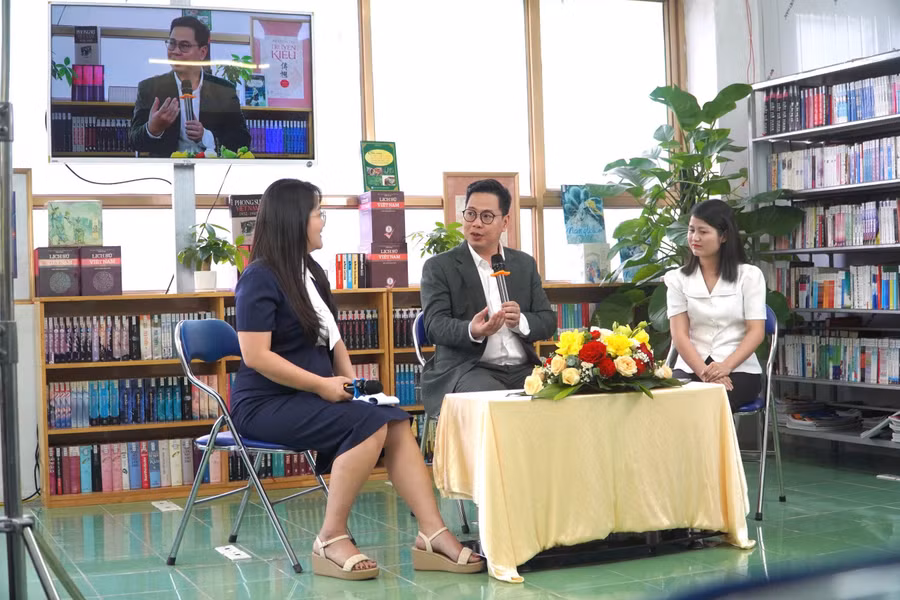 Tọa đàm "Chọn trường cho con: Một khởi đầu đúng, cả hành trình an tâm".