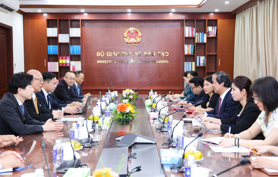 Quang cảnh buổi tiếp.