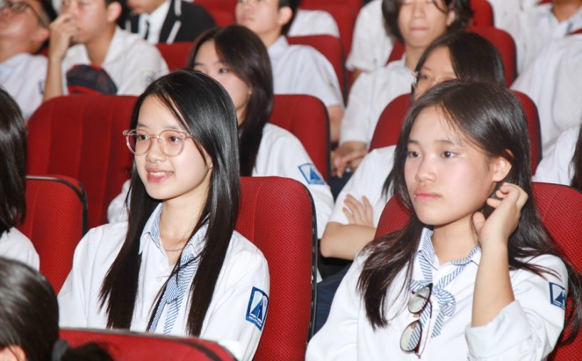 Đội tuyển học sinh giỏi thành phố Hà Nội phần lớn đến từ các trường chuyên. Ảnh: Lan Anh