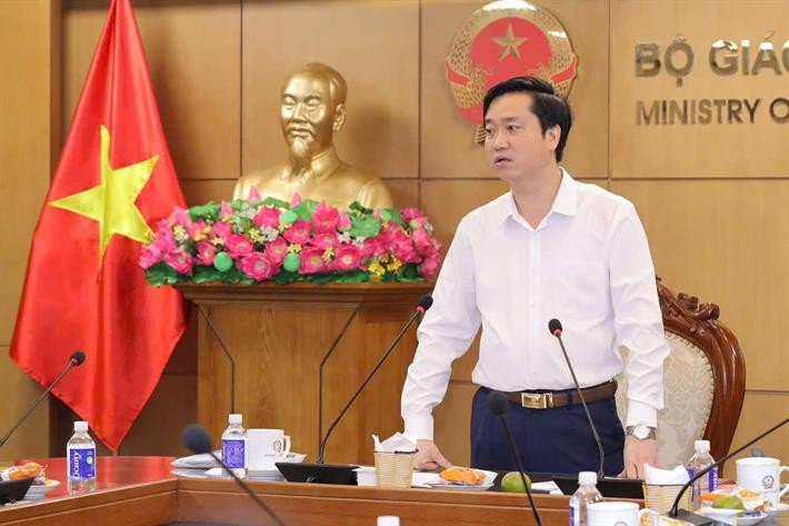 Phó Vụ trưởng Vụ Giáo dục Phổ thông Đỗ Đức Quế phát biểu tại buổi gặp mặt. isef-20252.jpg