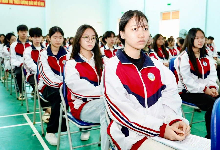 Thí sinh tham gia Kỳ thi chọn học sinh giỏi quốc gia năm học 2025-2026 tại Thái Nguyên. Ảnh: Phạm Vũ.