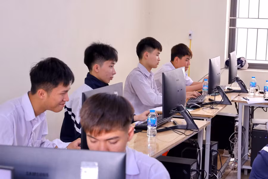 Học sinh tham gia khảo sát PISA 2025 tại Bắc Giang. Ảnh: Nguyễn Mạnh.