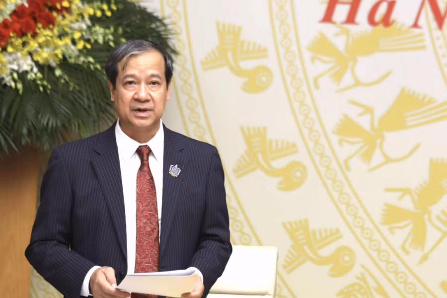 Bộ trưởng Nguyễn Kim Sơn phát biểu tại buổi gặp mặt. Ảnh: Lê Cường