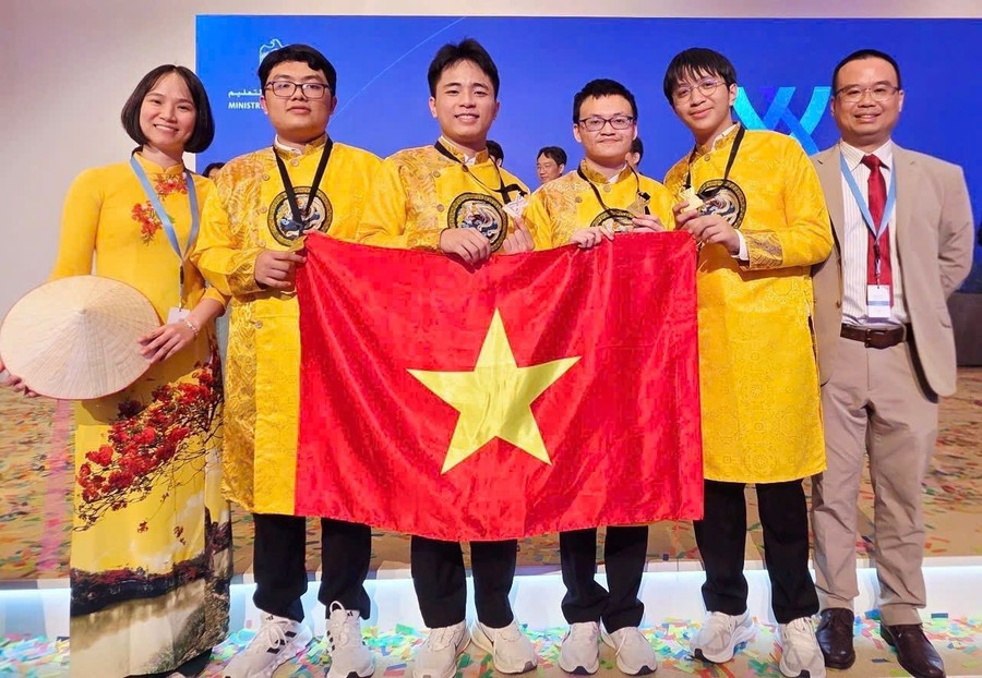 Đội tuyển Việt Nam tại Kỳ thi Olympic Hóa học Quốc tế (ICHO) năm 2025.