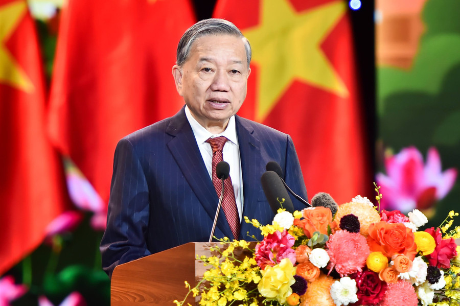 Tổng Bí thư Tô Lâm phát biểu tại Chương trình “Gặp gỡ lưu học sinh, sinh viên Việt Nam - Trung Quốc các thời kỳ”.