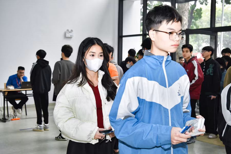 Thí sinh dự thi kỳ thi Đánh giá tư duy đợt 1 năm 2025 ĐH Bách khoa Hà Nội.