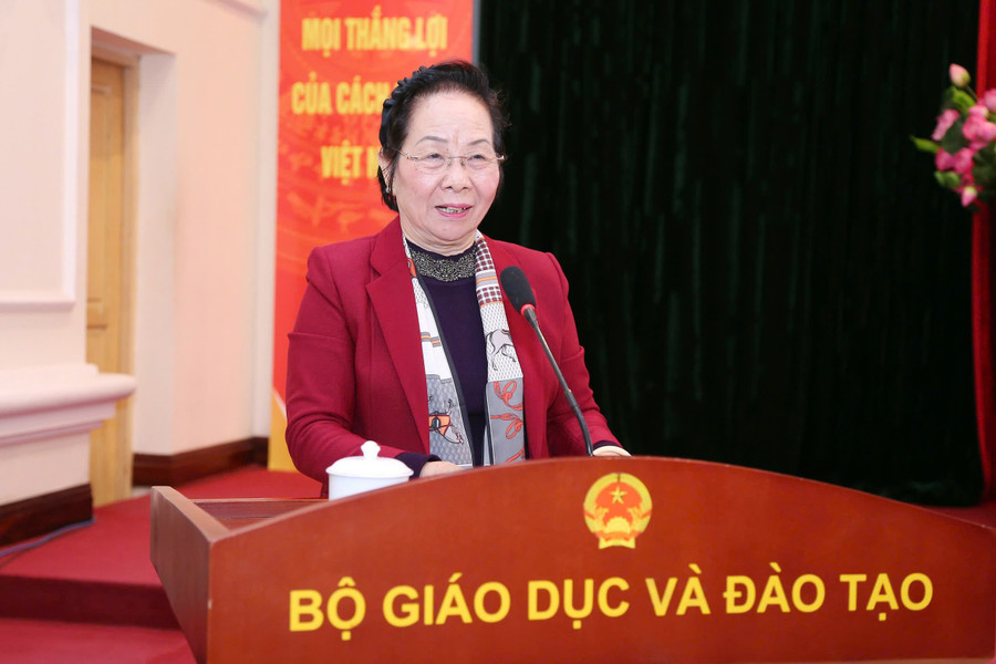 GS.TS Nguyễn Thị Doan nêu nhiều giải pháp nhằm tăng cường hiệu quả công tác phối hợp gia đình - nhà trường - xã hội.