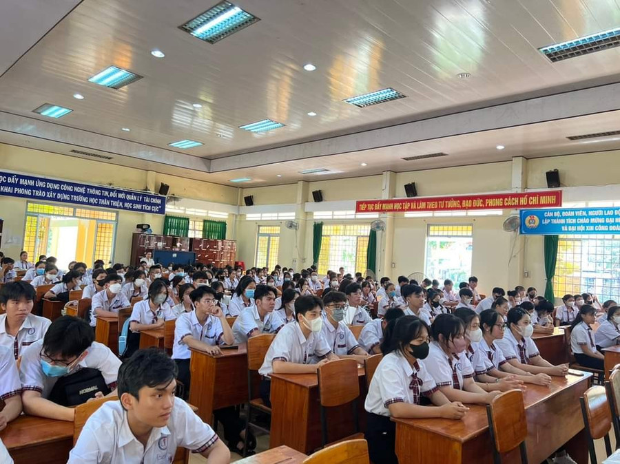 Học sinh Trường THPT Võ Văn Kiệt (Vũng Liêm, Vĩnh Long). Ảnh: NTCC