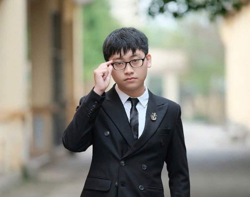 Nguyễn Bá Nin. nguyen-ba-nin-123-150-diem-hsa-2025.jpg