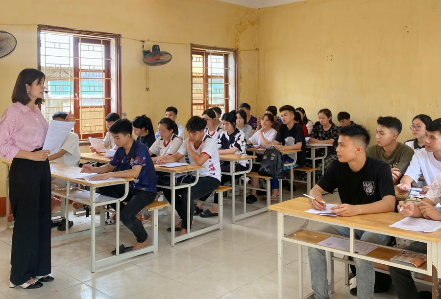 Giờ học tại Trường THPT Lam Kinh (Thanh Hóa).