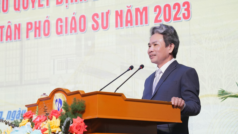 PGS.TS.Võ Văn Minh, Hiệu trưởng Trường ĐH Sư phạm (ĐH Đà Nẵng). pgs-vo-van-minh.jpg