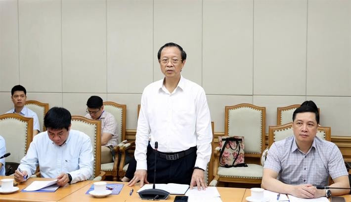 Thứ trưởng Thường trực Bộ GD&ĐT Phạm Ngọc Thưởng phát biểu tại buổi làm việc. b2.jpg