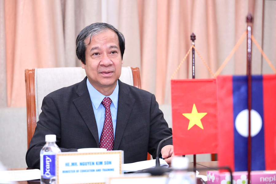 Bộ trưởng Nguyễn Kim Sơn. bt-tiep-dai-su-lao5.jpg