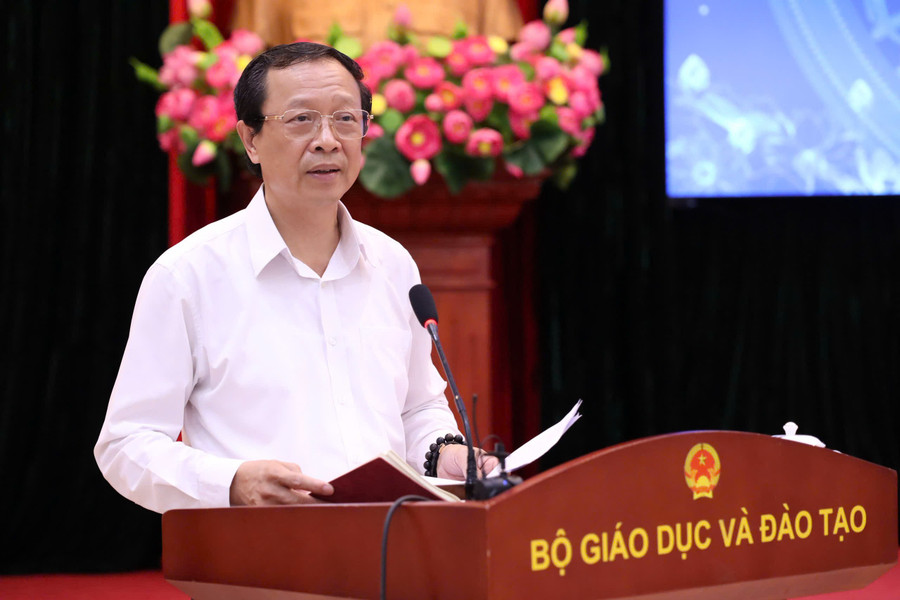 Thứ trưởng Thường trực Phạm Ngọc Thưởng phát biểu tại hội nghị luat-nha-giao.jpg