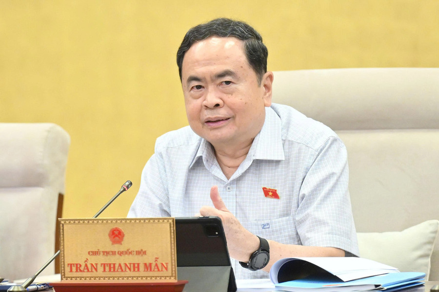 Chủ tịch Quốc hội Trần Thanh Mẫn phát biểu tại phiên họp. giam-sat-4.jpg