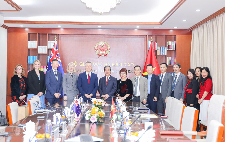 베트남 교육훈련부와 호주 교육부 대표들이 회의에 참석했다. 7.jpg