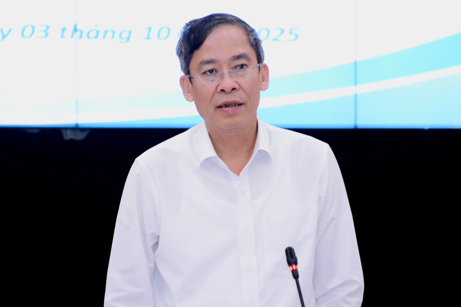 Ông Vũ Minh Đức - Cục trưởng Cục Nhà giáo và Cán bộ quản lý giáo dục. toa-damtt-pham-ngoc-thuong8.jpg
