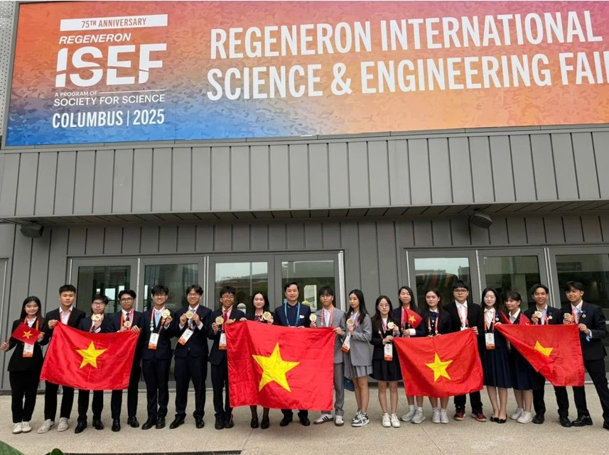 Đoàn học sinh Việt Nam tham gia Hội thi Khoa học kỹ thuật quốc tế Regeneron ISEF 2025