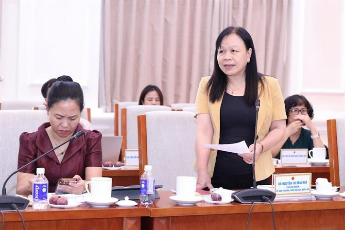 Phó Chủ nhiệm Ủy ban Văn hóa và Xã hội của Quốc hội Nguyễn Thị Mai Hoa phát biểu tại phiên họp góp ý về dự thảo Luật Giáo dục nghề nghiệp (sửa đổi). img4199.jpg