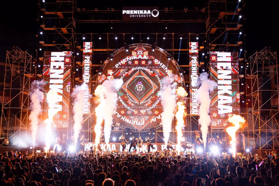 Hình ảnh rực rỡ tại COLORSTORM 2025.