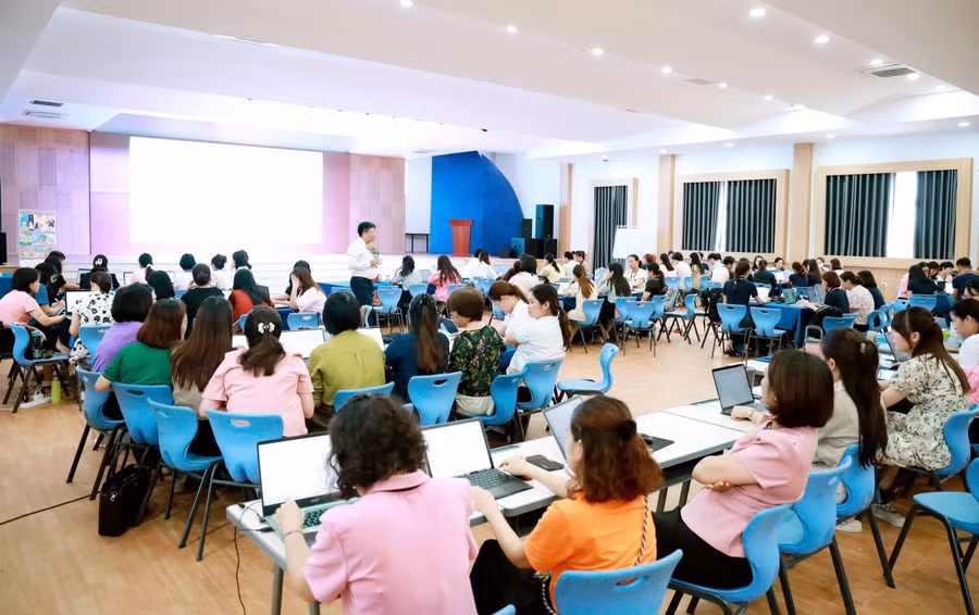 Bộ GD&ĐT lưu ý bố trí, hỗ trợ chuyên môn cho công chức cấp xã phụ trách giáo dục