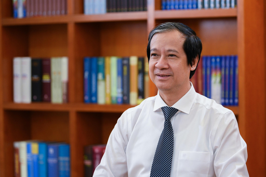 Bộ trưởng Nguyễn Kim Sơn.