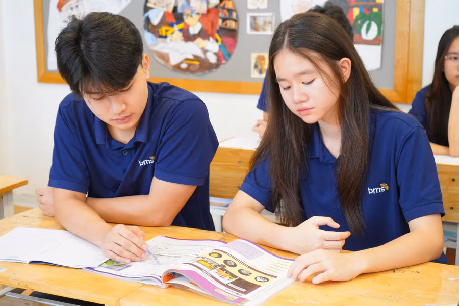 Phê duyệt bộ sách giáo khoa sử dụng thống nhất toàn quốc từ năm học 2026-2027