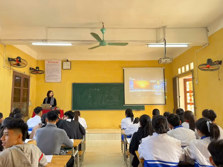 Giờ học tại rường THPT Lam Kinh (huyện Thọ Xuân, Thanh Hóa).