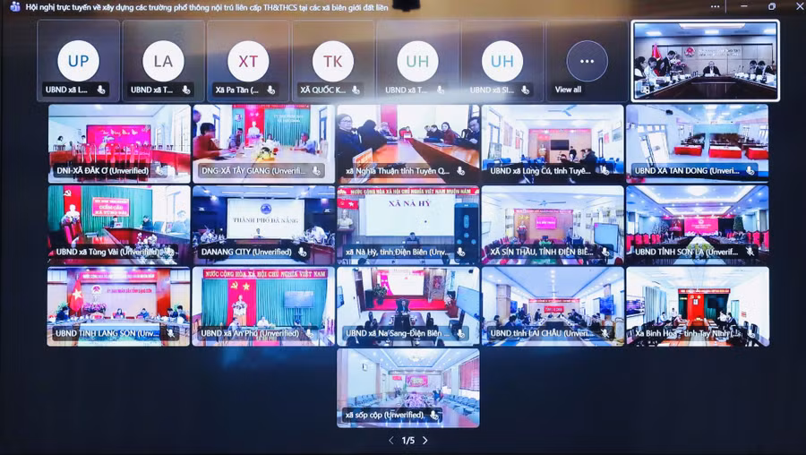 22 địa phương dự hội nghị trực tuyến về xây dựng các trường phổ thông nội trú liên cấp tiểu học và THCS tại các xã biên giới đất liền. Ảnh: Nguyễn Mạnh