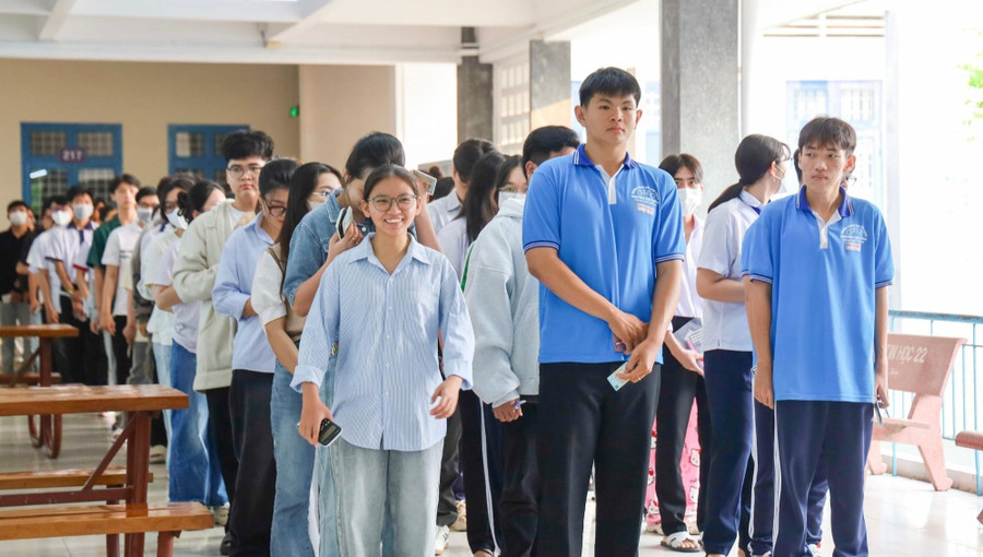 Thí sinh tham gia kỳ thi V-SAT năm 2025 tại Đại học Cần Thơ.